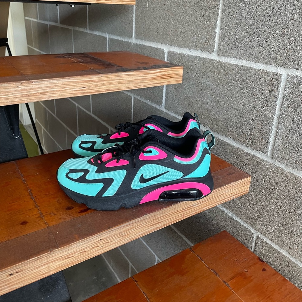 Nike Air Max 200 South Beach